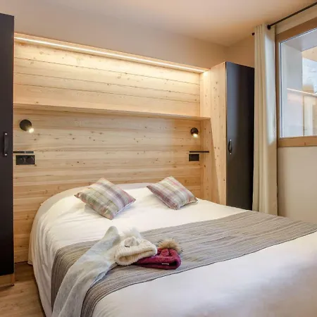 아파트 Chalet Apartment With Pool