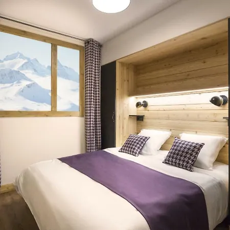 Chalet Apartment With Pool 아파트 *